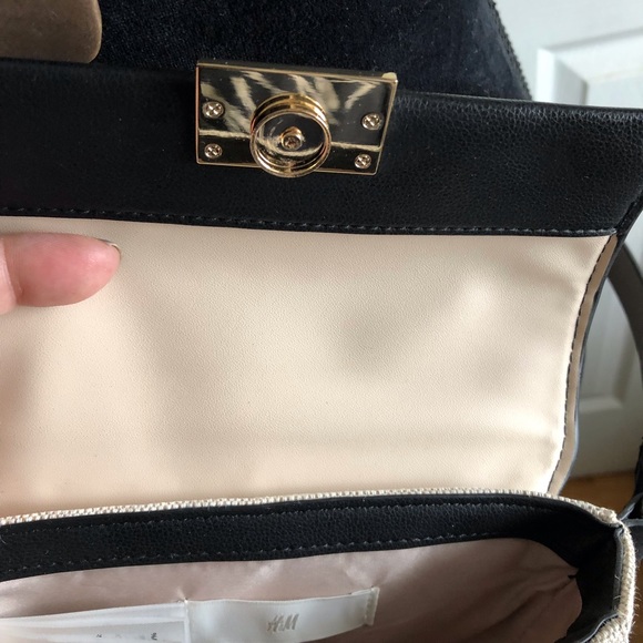 Women’s H&M Shoulder/Belt Mini Bag Purse Canvas Leather Cream Black NWOT - Picture 5 of 8